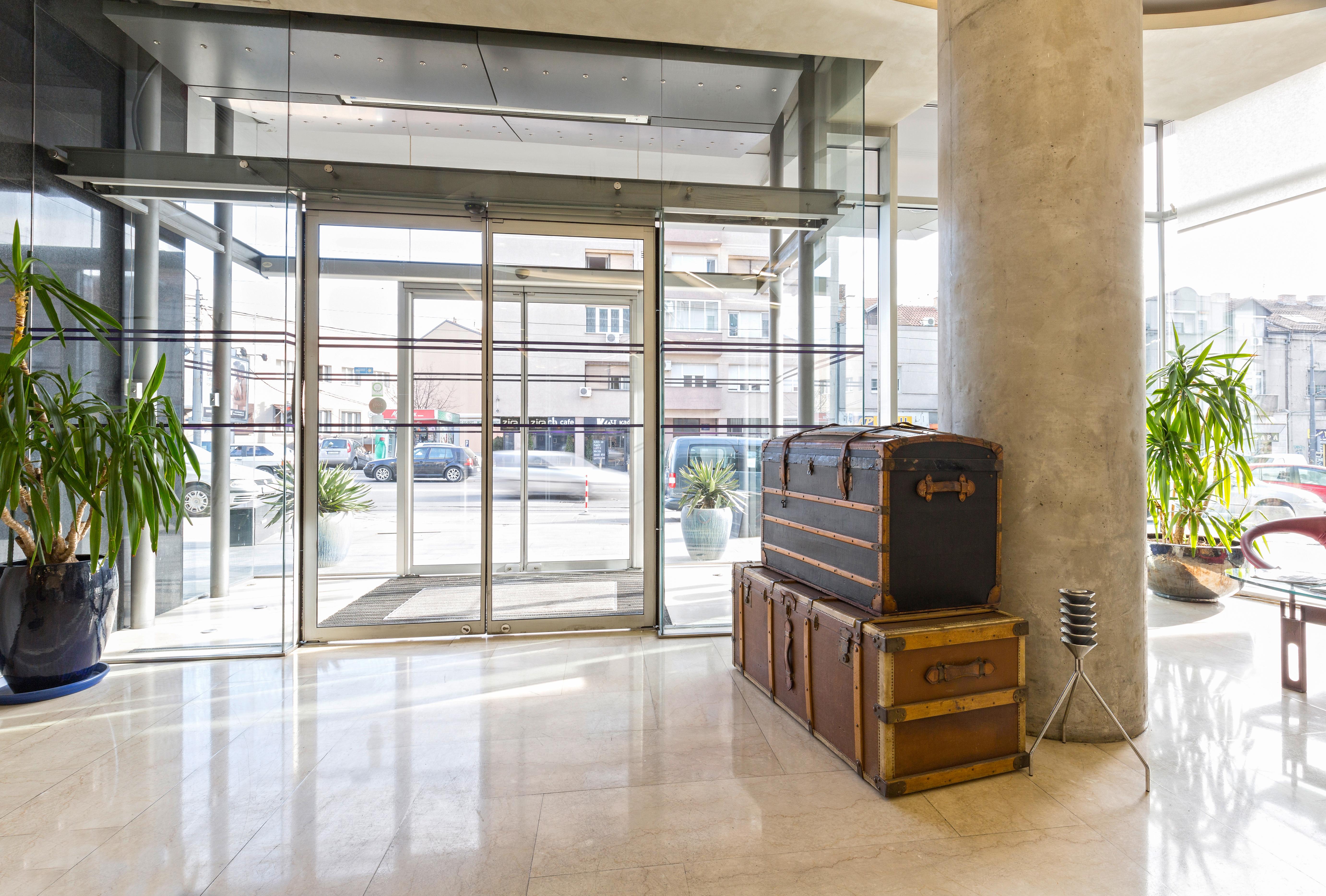 Nobel Zira Hotel Belgrad Exterior foto